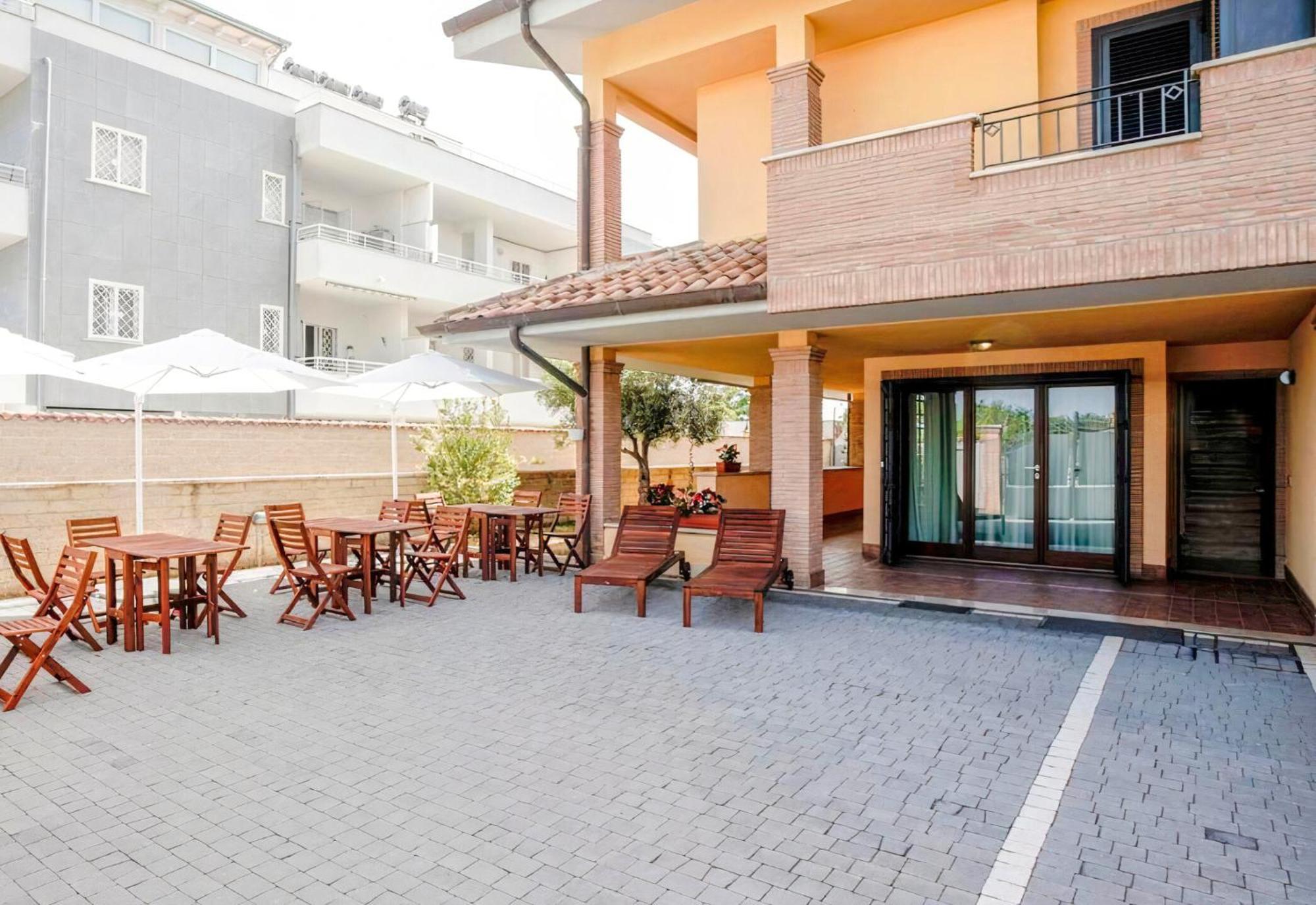 Sigis Hotel Fiumicino Exteriör bild